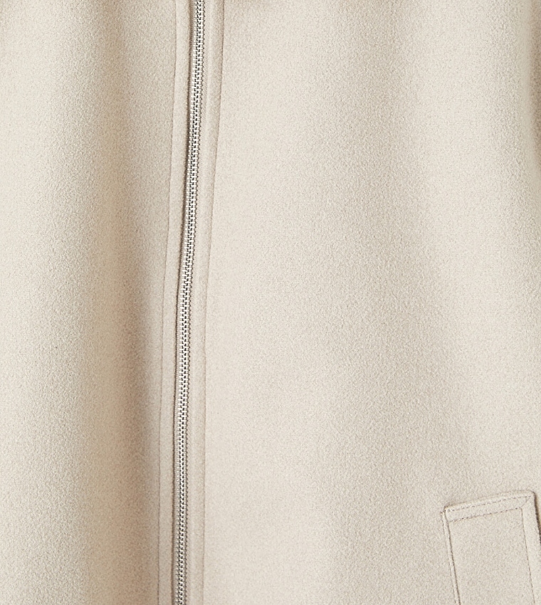جاكيت كاجوال سادة بسحاب