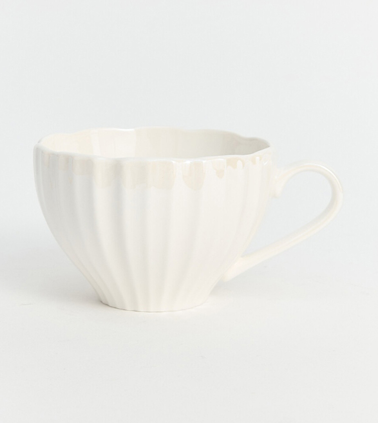 Grooved Textured Wavy Edged Ceramic Mug