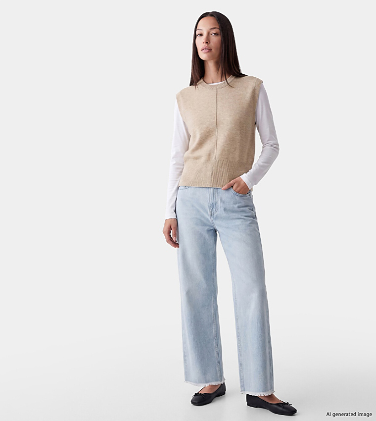 اٍل سي واي كيكي  سترات بياقة دائرية - بيج Round Neck Sweaters