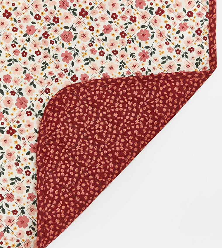 Floral Patterned Double Bedspread