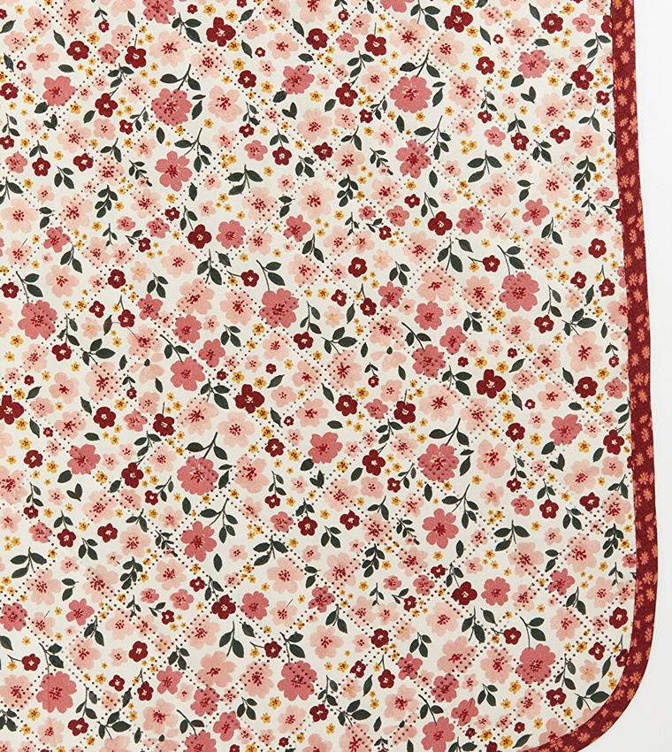 Floral Patterned Double Bedspread