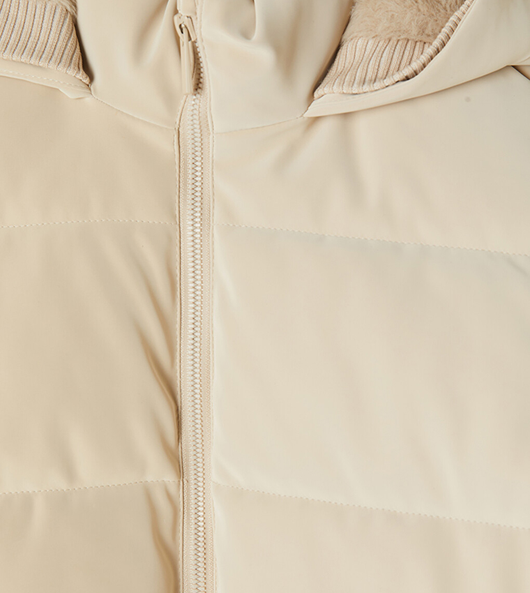 Solid Hooded Puffer Jacket