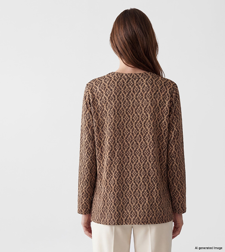 Geometric Patterned Long Sleeves Top