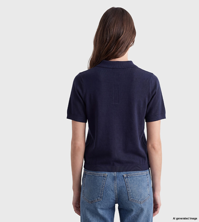 Solid Collared Short Sleeves Sweater