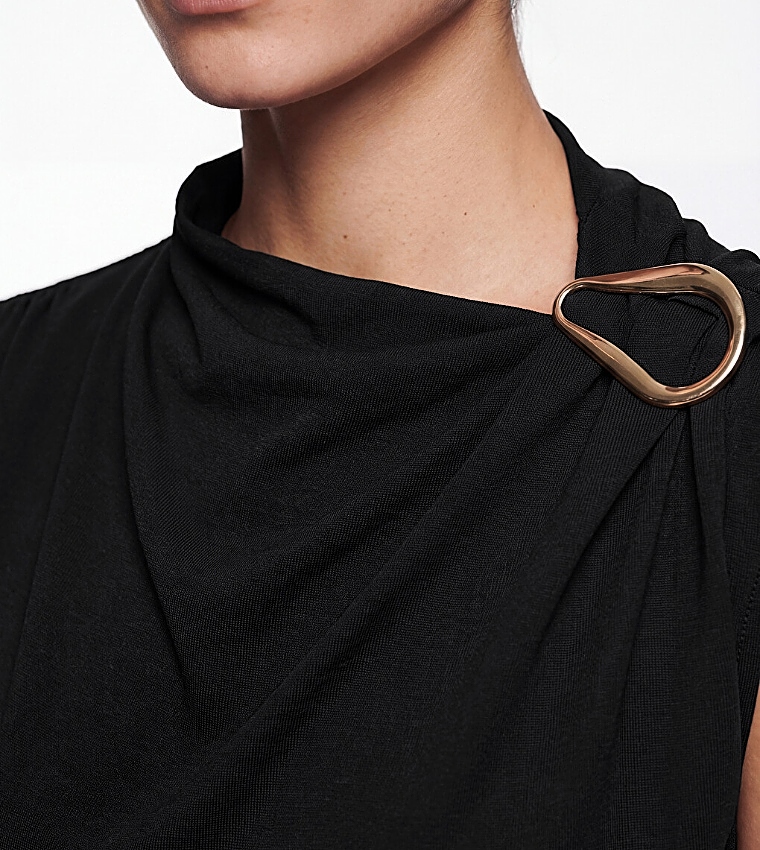 Solid Mock Neck Ruched Top