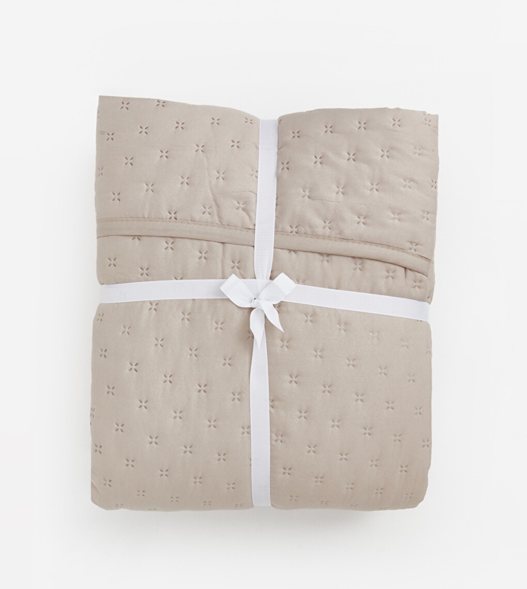 Patterned Double Bedspread