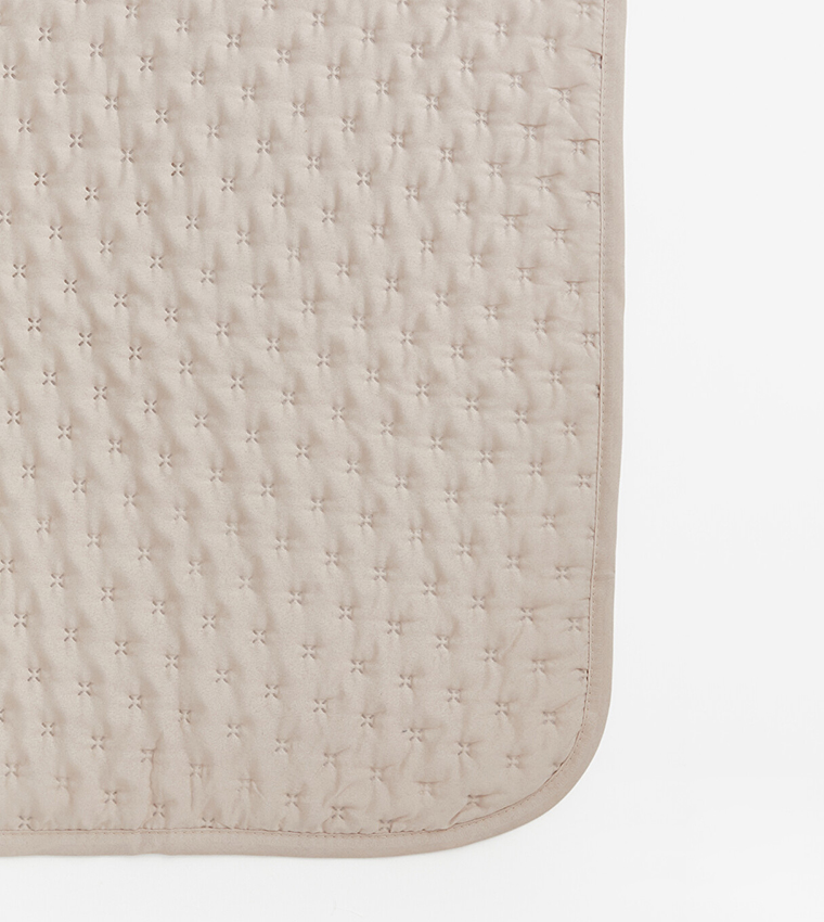 Patterned Double Bedspread