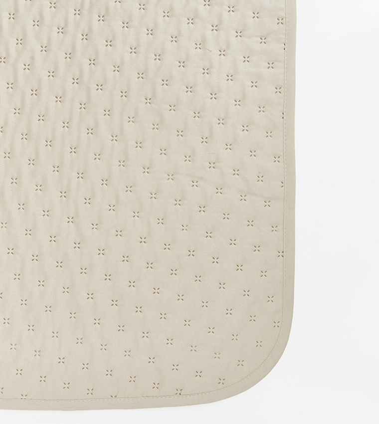 Patterned Double Bedspread