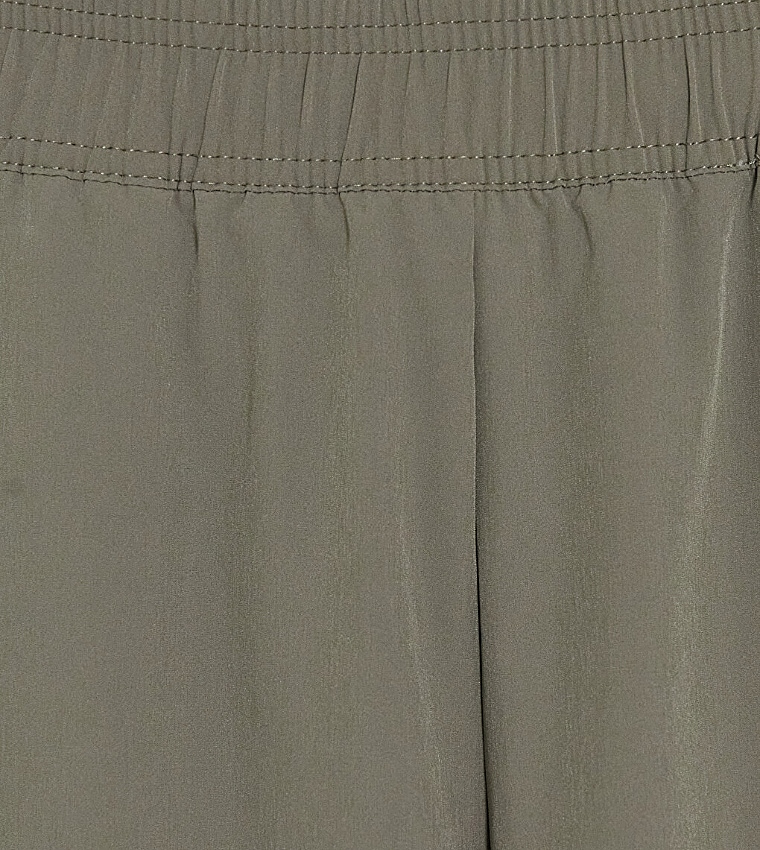 Solid Regular Fit Cargo Pants with Elastic Waist