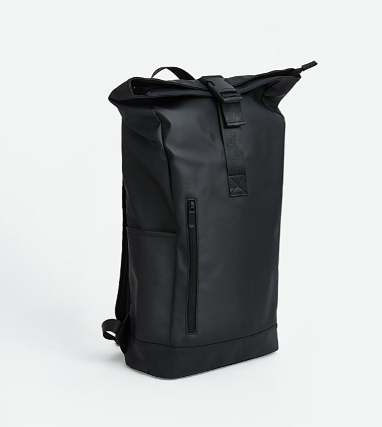 Solid Buckle Closure Backpack