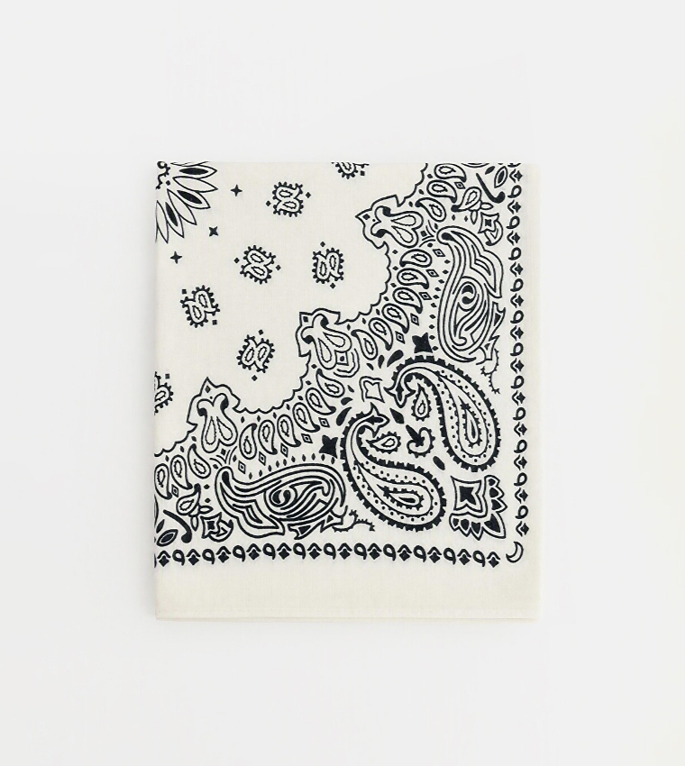 Paisley Patterned Scarf