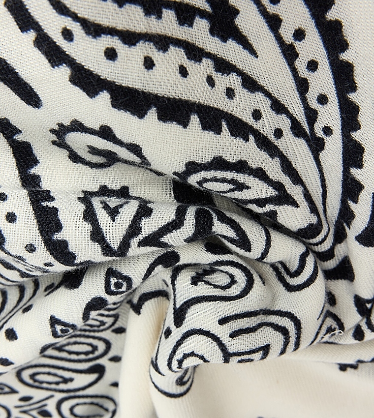 Paisley Patterned Scarf