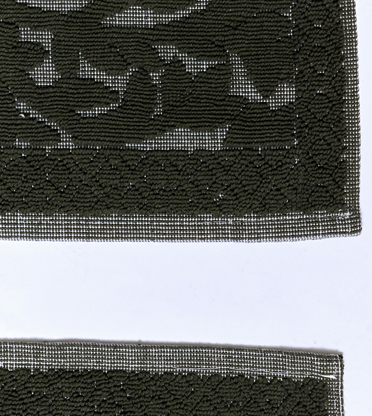 2-Pack Leaf Patterned Bath Mat Set