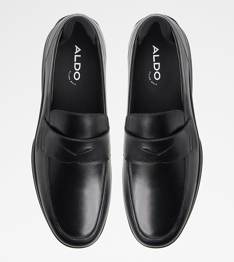 LANZO Textured Round Toe Loafers