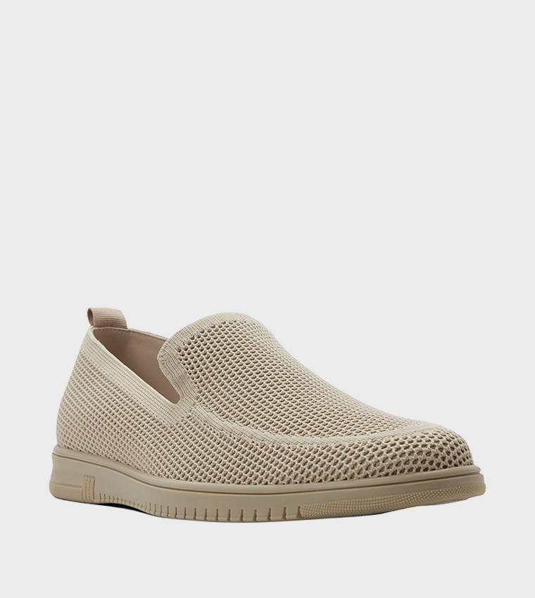 LUXTON Textured Round Toe Casual Slip-Ons