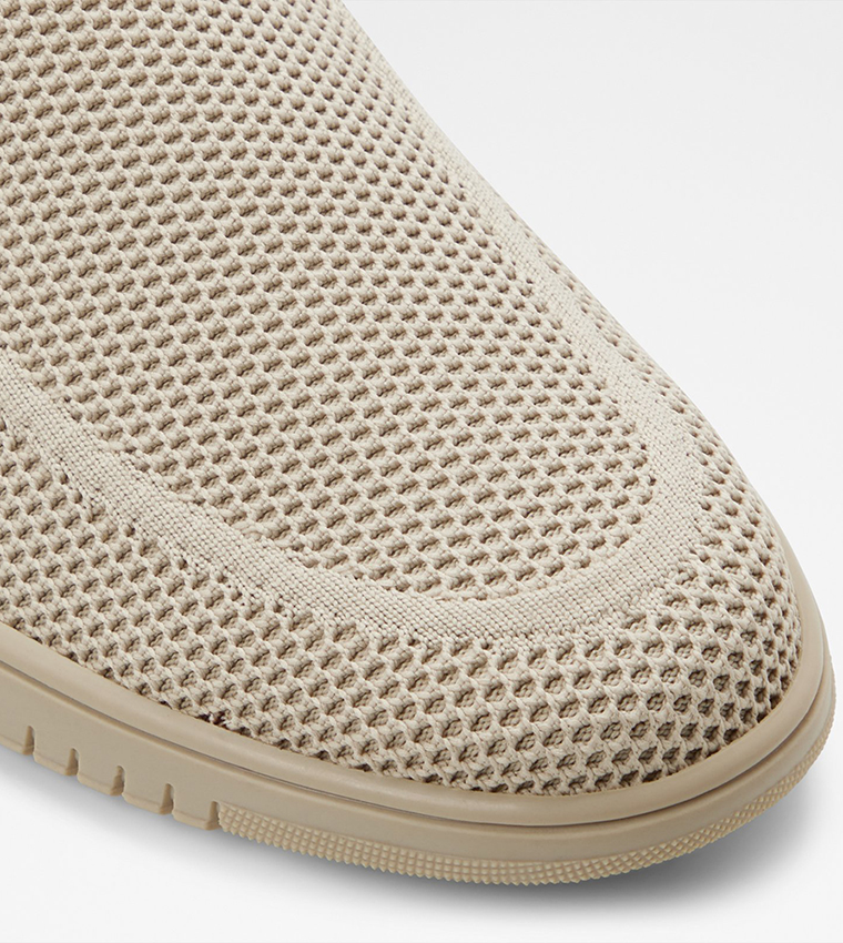 LUXTON Textured Round Toe Casual Slip-Ons