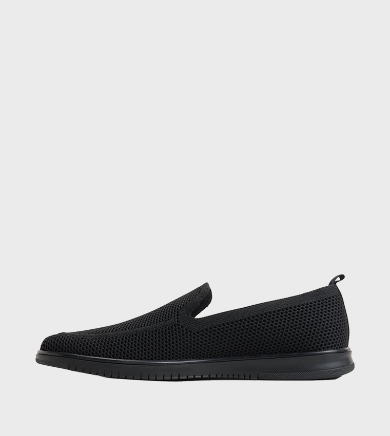 LUXTON Textured Round Toe Casual Slip Ons