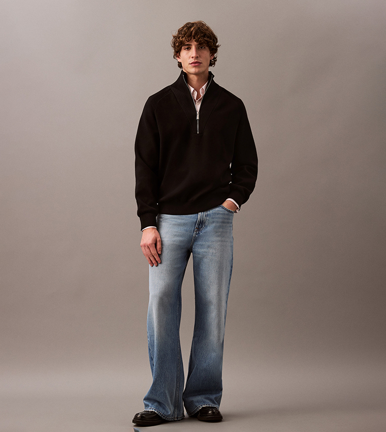 سويتر سادة بقبة عالية بسحاب
