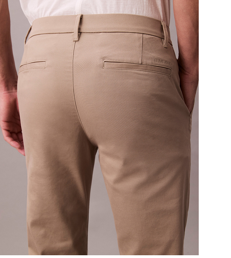 Solid Slim Fit Chinos