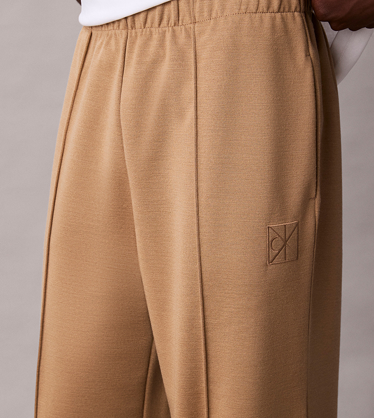 بنطلون رياضة سادة بخصر مرن 