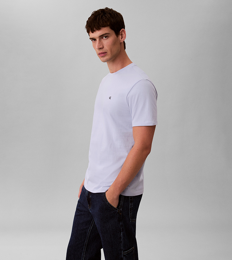 تيشيرت كم قصير مطرز بشعار