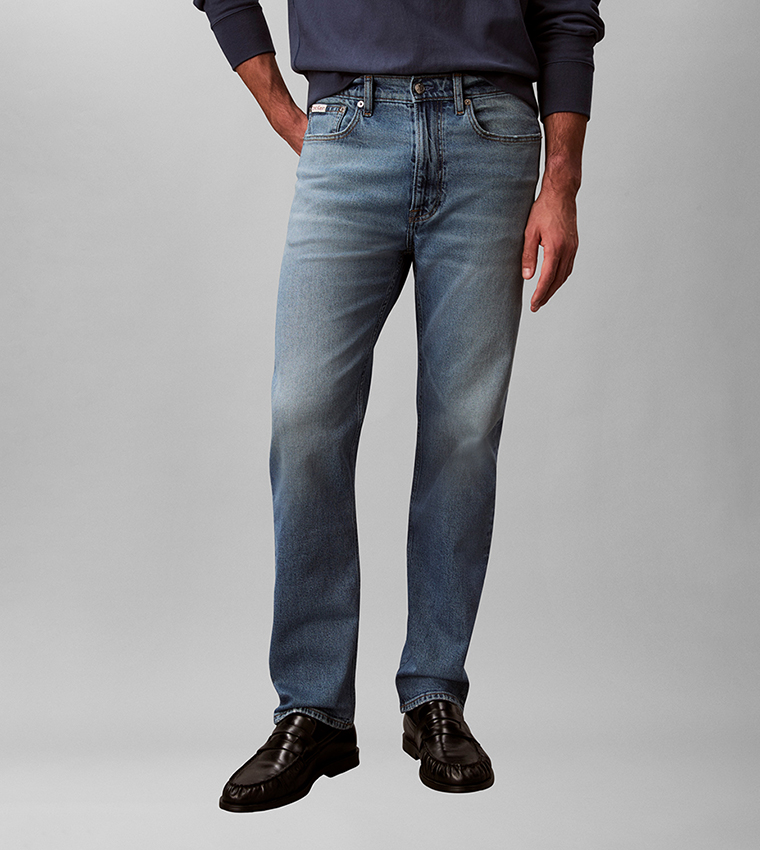 Washed Mid Rise Straight Fit Jeans