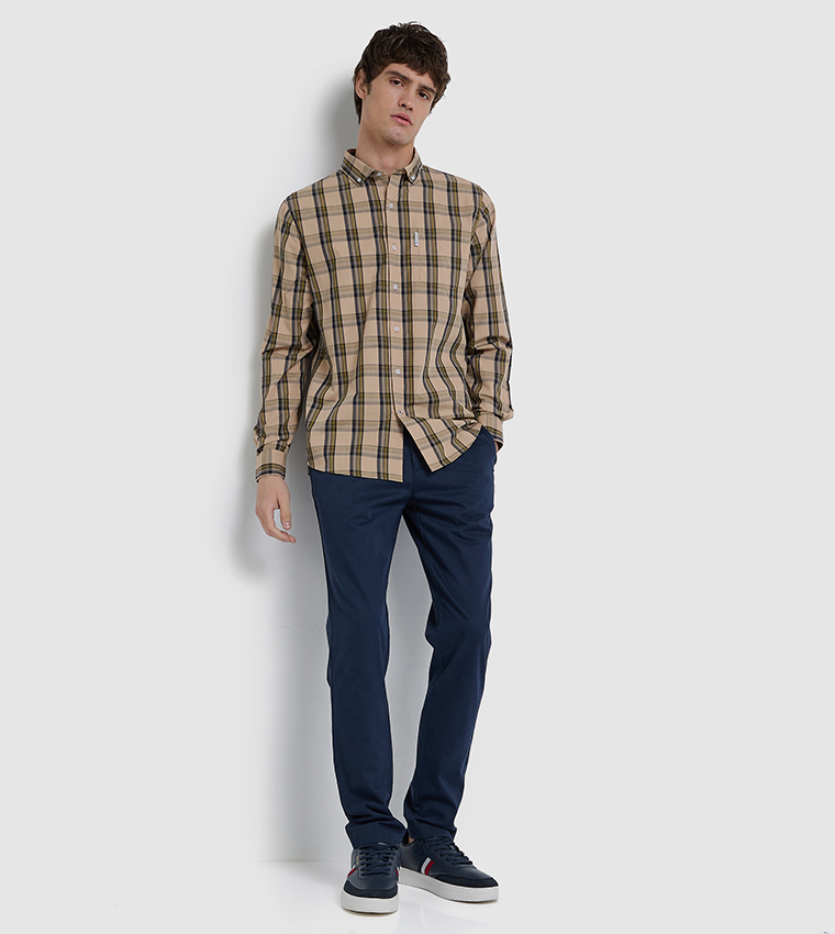 Plaid Button-Down Collar Shirt