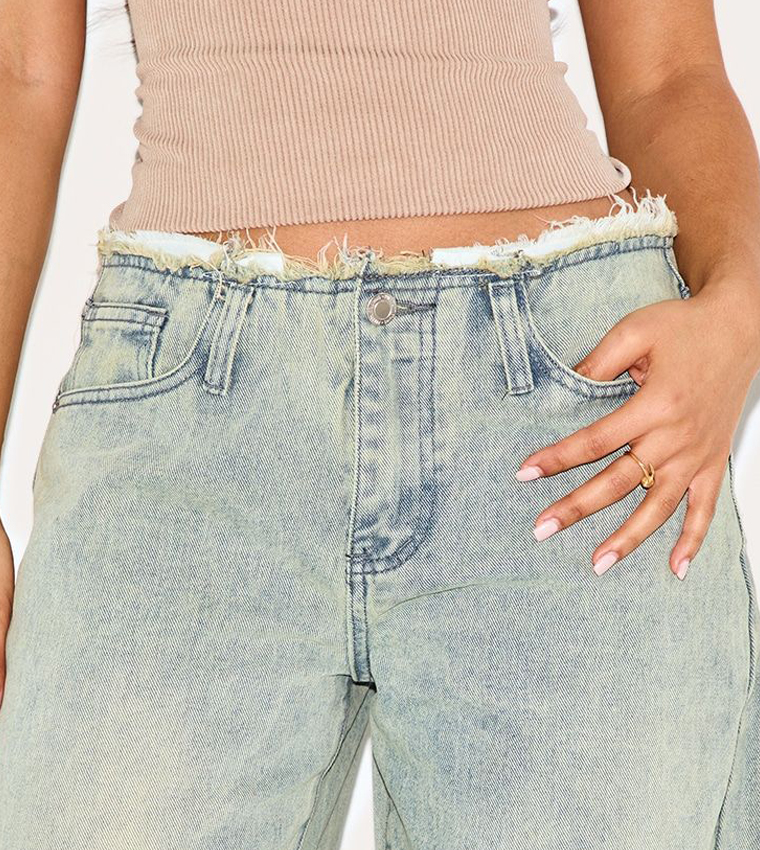Petite Vintage Wash Fray Waist Low Rise Straight Fit Jeans