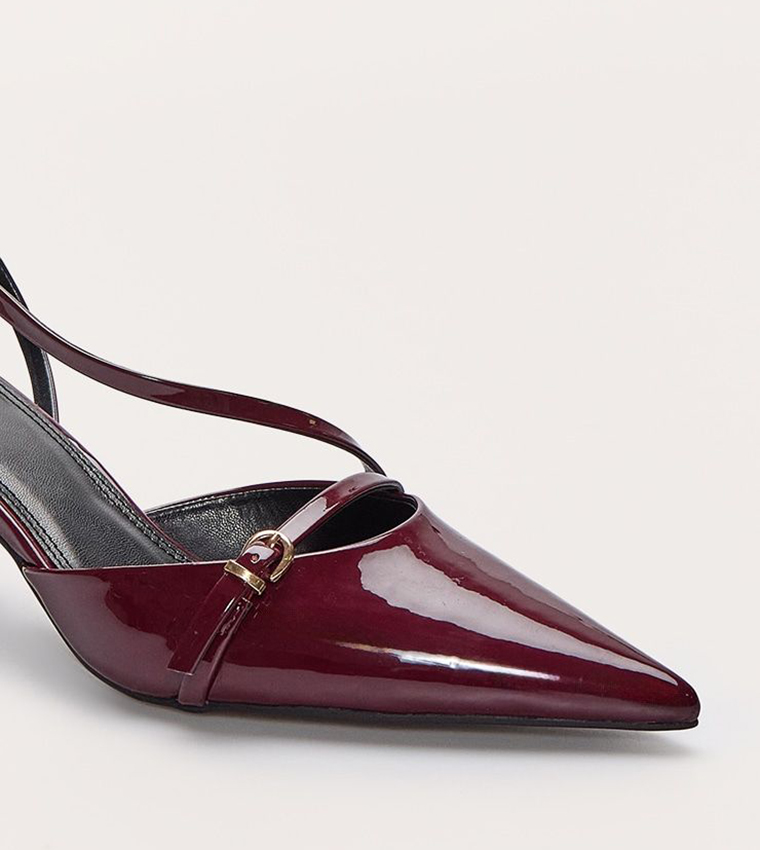 Burgundy Pointed Toe Buckle Detail Pumps