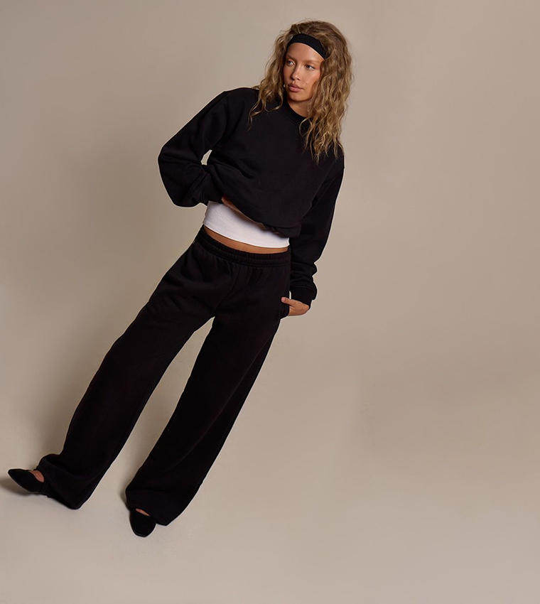 سويتشيرت صوف سادة كم طويل