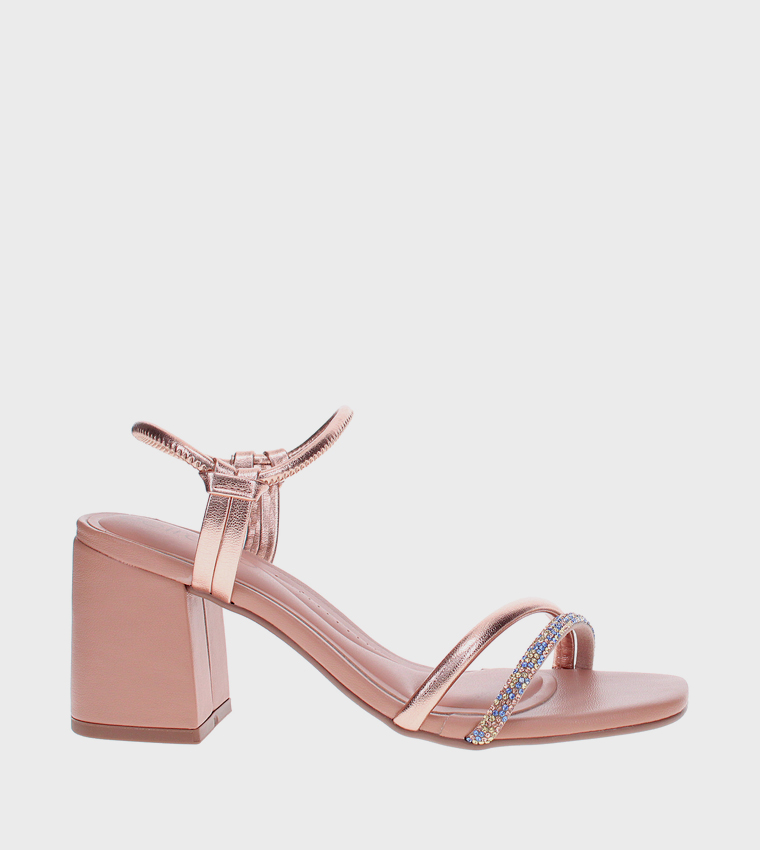 صندل كعب مزخرف 