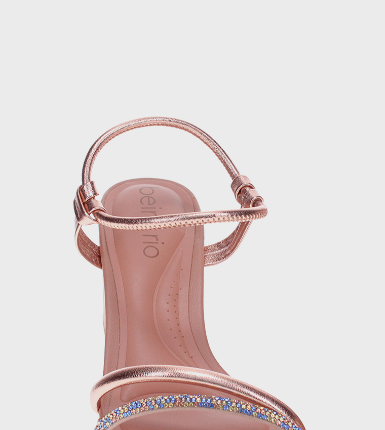 صندل كعب مزخرف 