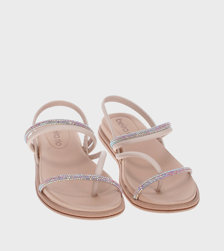 بيرا ريو  الصنادل المسطحة - كريمي  Flat Sandals