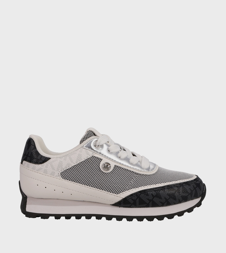 NOVA Color Block Runner Sneakers