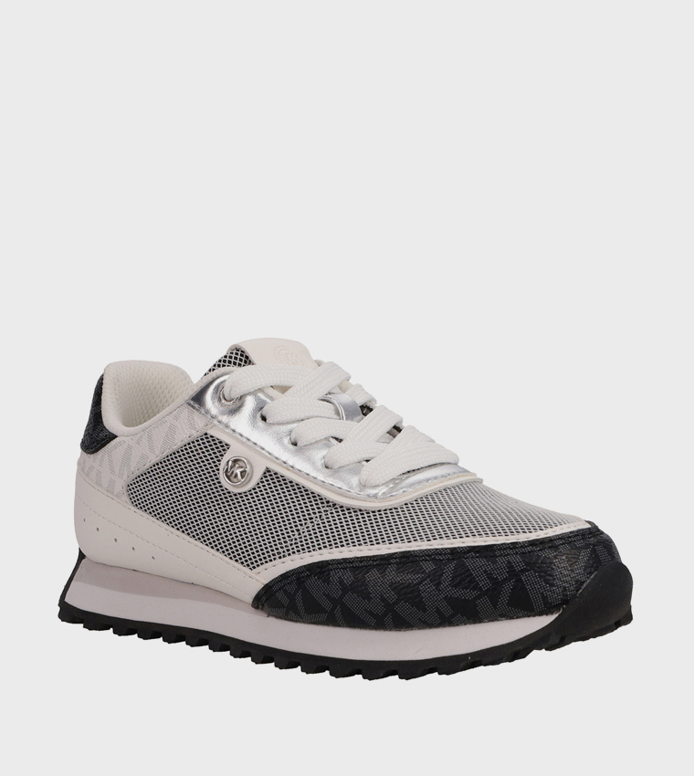 NOVA Color Block Runner Sneakers