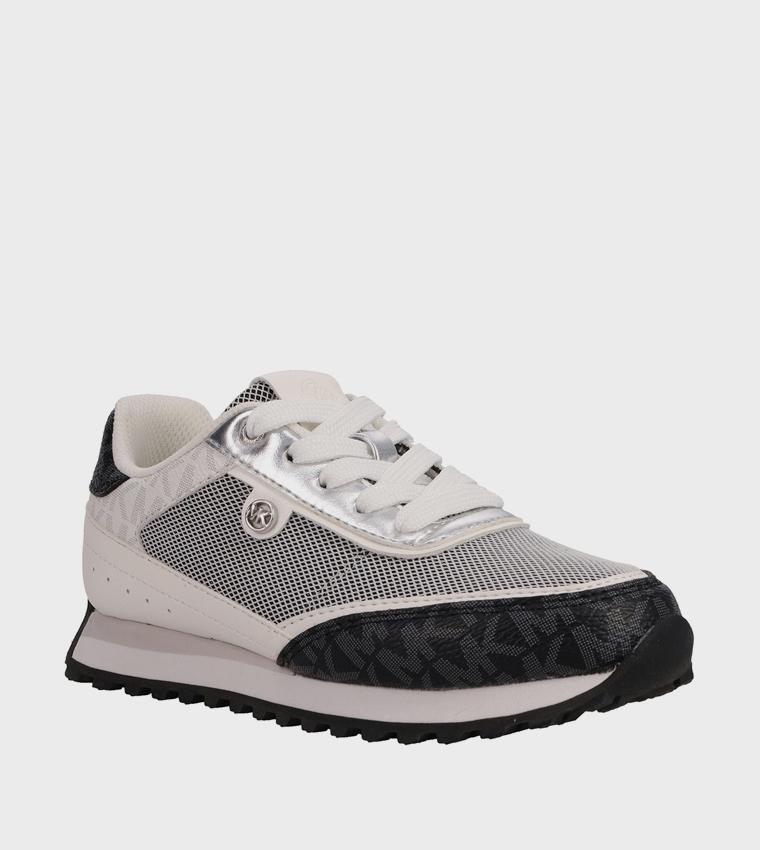 NOVA Color Block Runner Sneakers