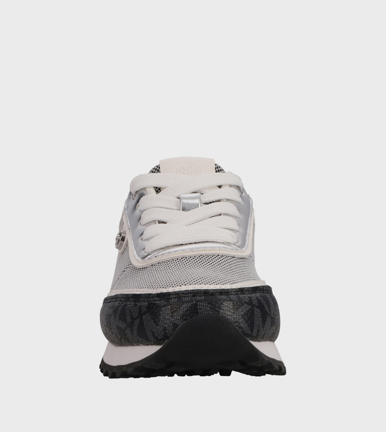 NOVA Color Block Runner Sneakers