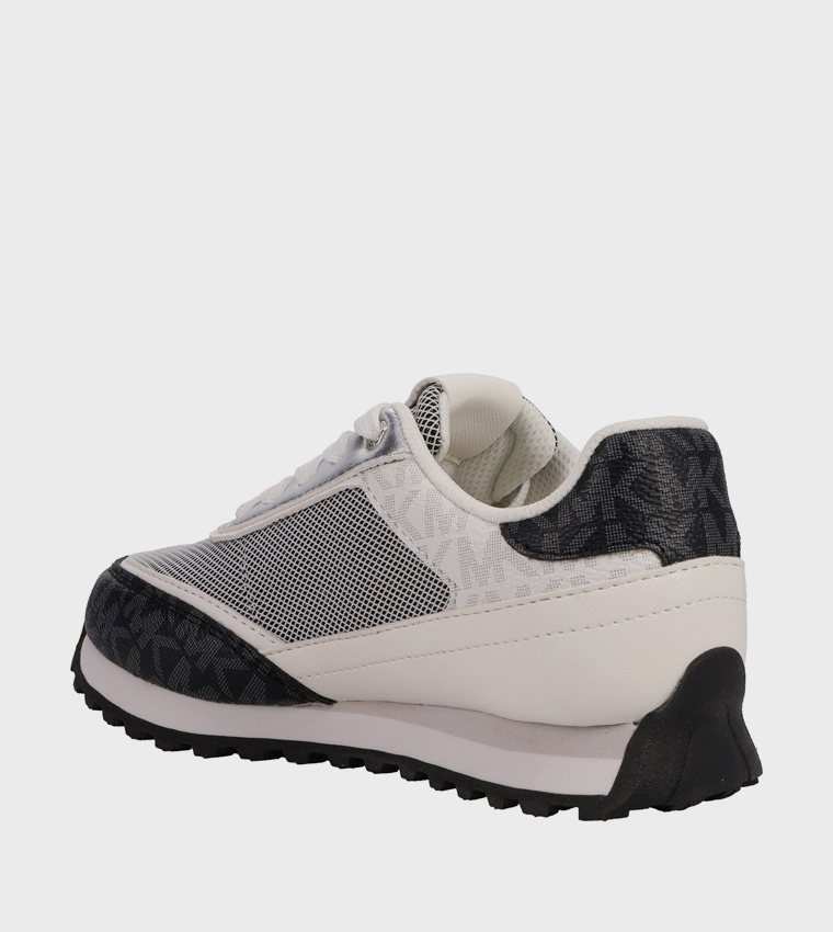 NOVA Color Block Runner Sneakers