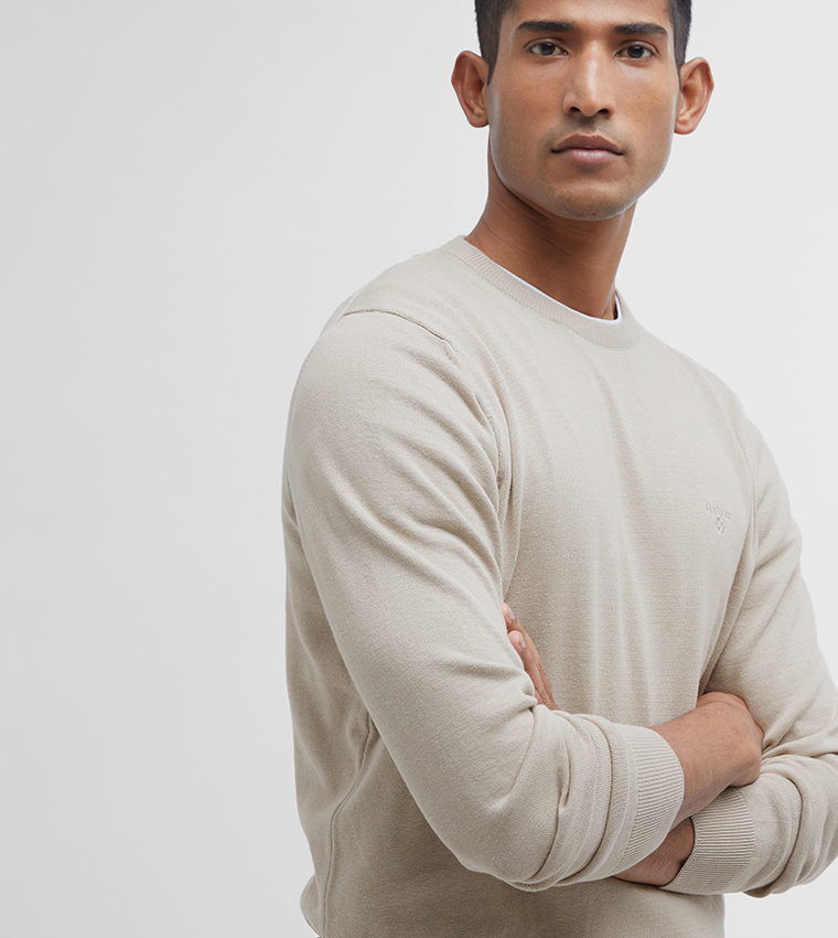 سترة محبوكة بياقة دائرية