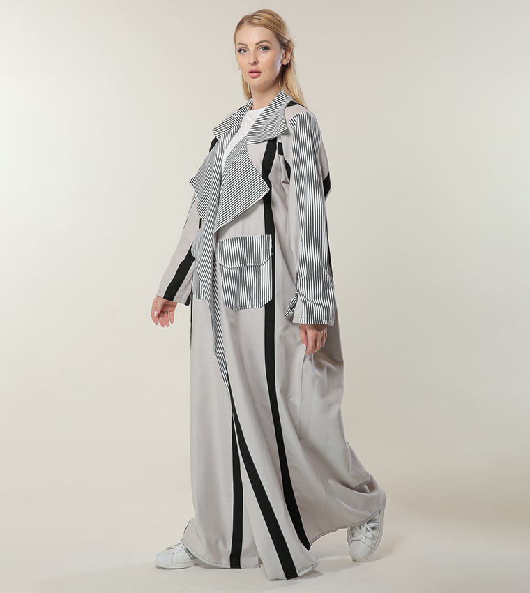 مويستريت  عباية - أبيض Abayas