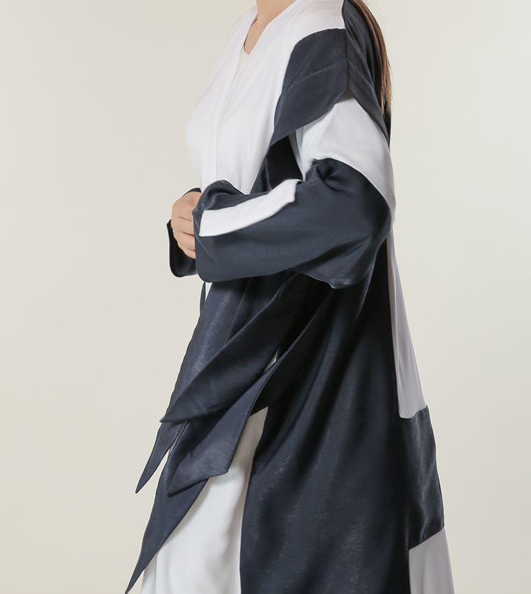 مويستريت  عباية - أبيض Abayas