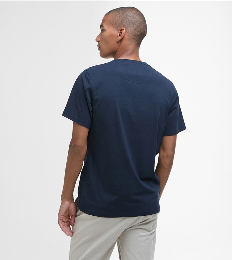 تيشيرت بياقة مستديرة وطبعة الشعار