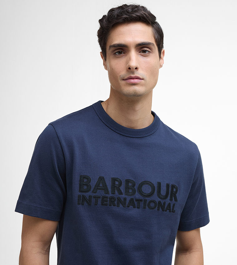 تيشيرت بياقة مستديرة 