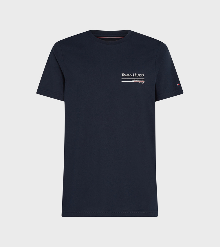 تيشيرت بأكمام قصيرة وطبعة شعار 