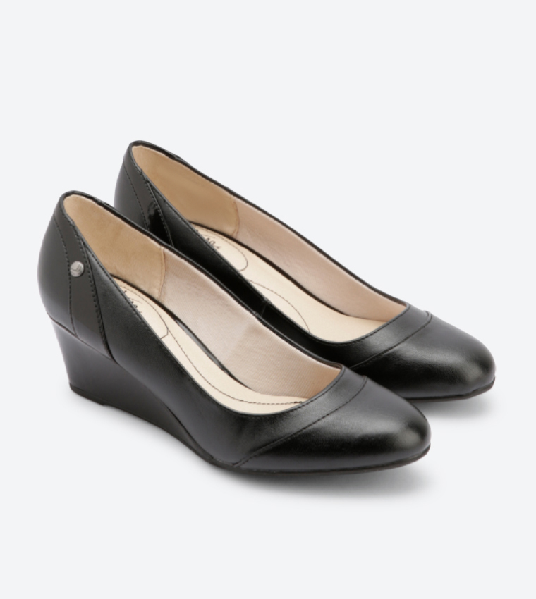 Dreams Almond Toe Wedge Pumps - Black NADREAMS