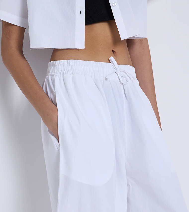 Solid Drawstring Waist Wide Leg Pants