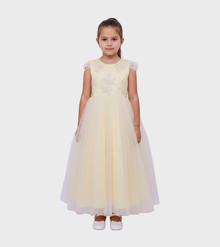 Lace Detail Sleeveless Tulle Gown