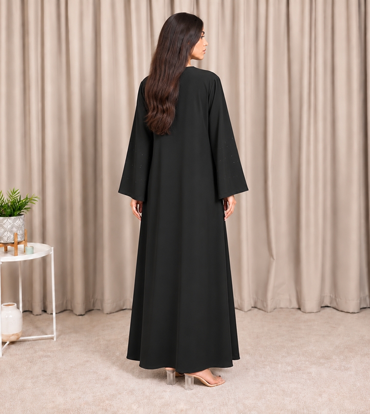 عباية ندى سادة كم واسع