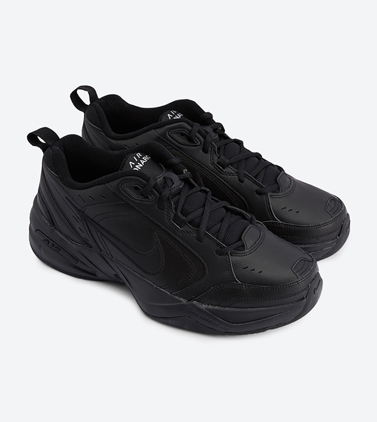 Air Monarch Iv Low Top Sneakers
