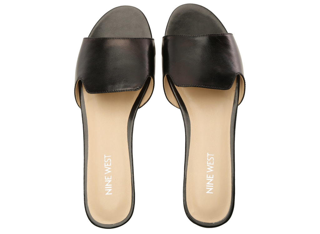 Talktome Black Flats